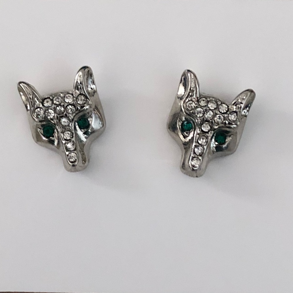 NWOT! Silver Rhinestone Fox Stud Earrings with Emerald eyes